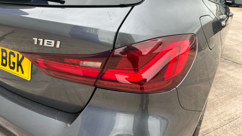 BMW 1 Series 118i M Sport 5dr Step Auto Petrol Hatchback